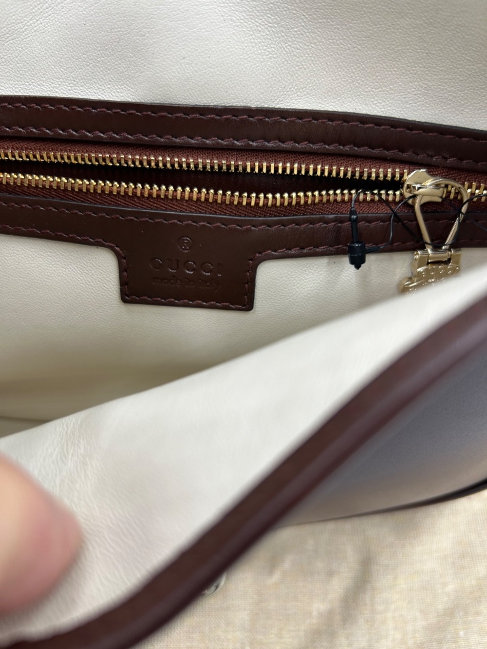 **************Women’s Gucci Jackie 1961 Shoulder Bag. Expertly crafted in Italy. - Picture 13 of 14